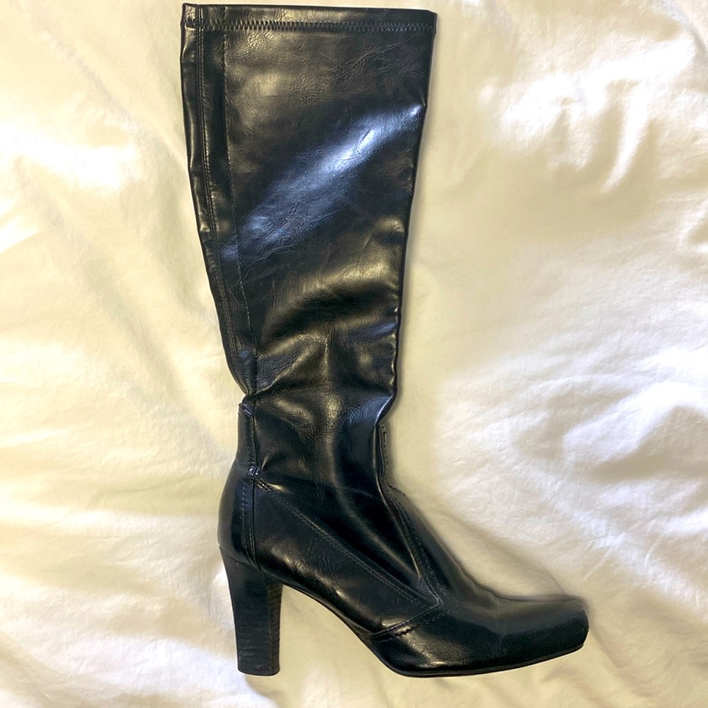 Franco Sarto black pull on boots